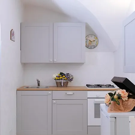 La Casa Di Aneti 아파트 돌체아쿠아